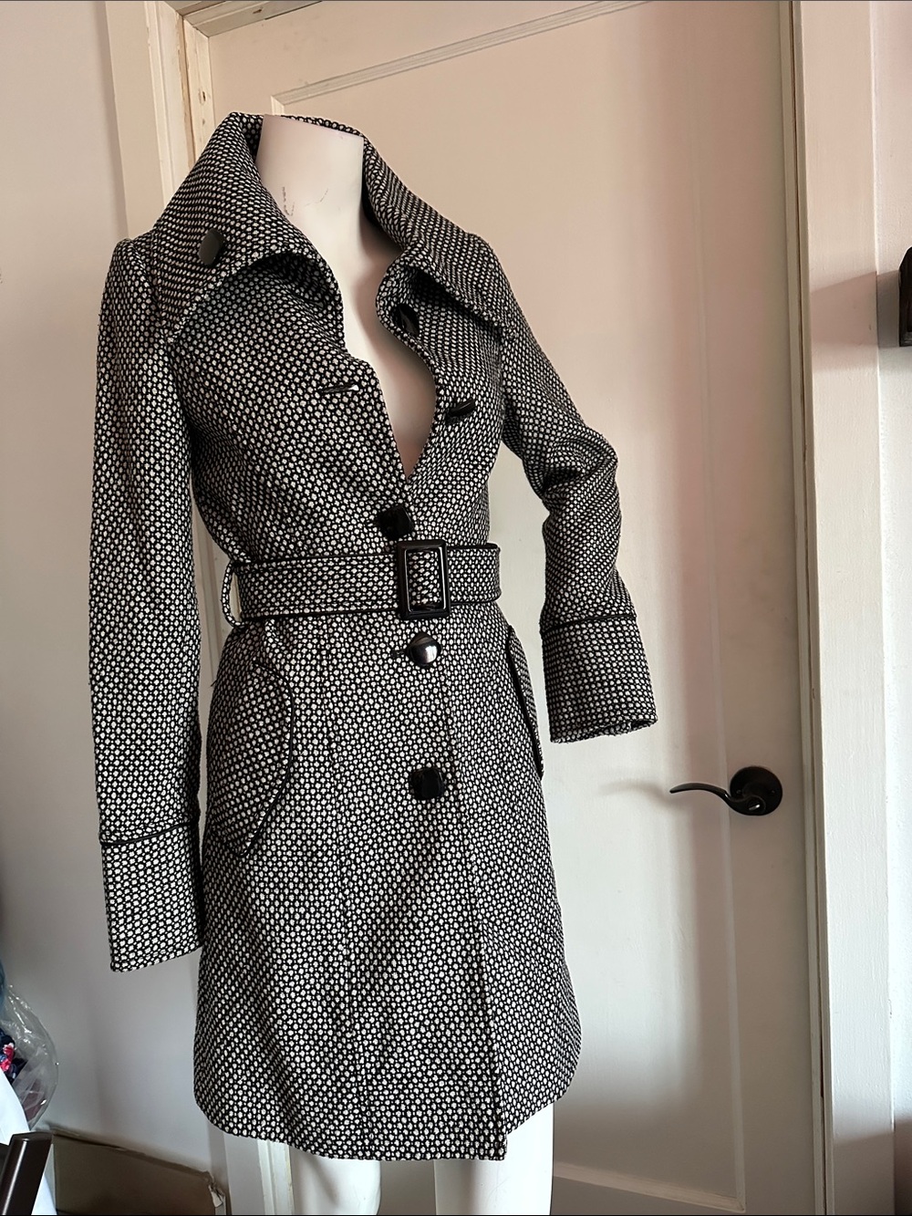 New Le Chateau Textured Black & White Belted Trench Coat